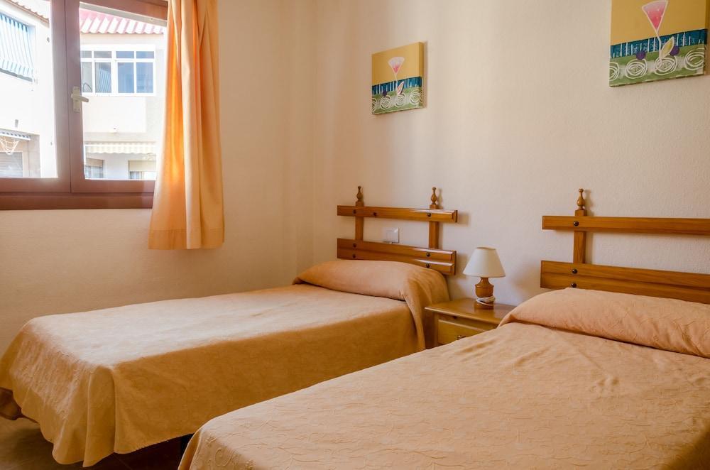 Apartamentos Tesy La Manga del Mar Menor Exteriör bild