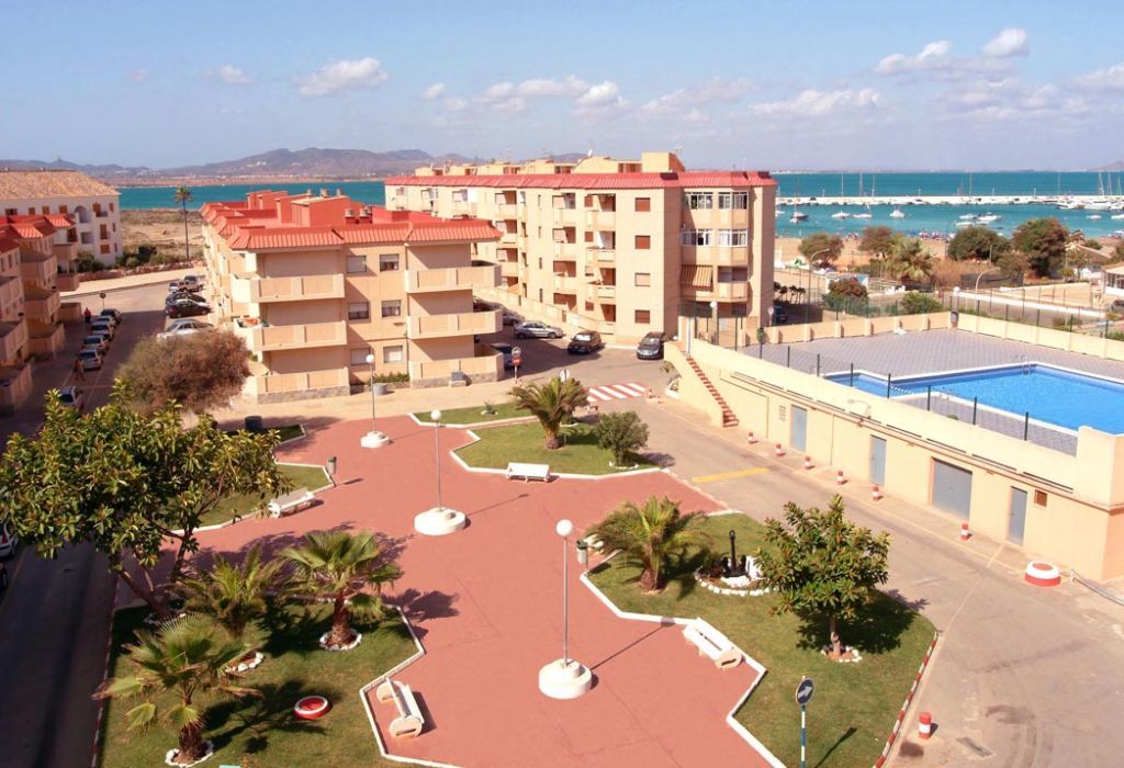 Apartamentos Tesy La Manga del Mar Menor Exteriör bild