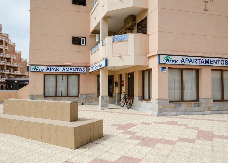 Apartamentos Tesy La Manga del Mar Menor Exteriör bild