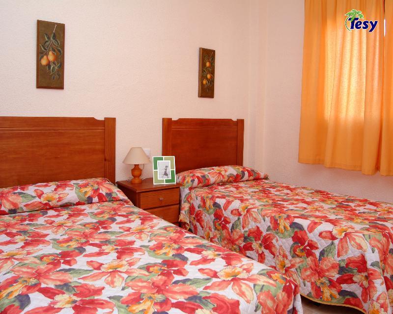 Apartamentos Tesy La Manga del Mar Menor Exteriör bild
