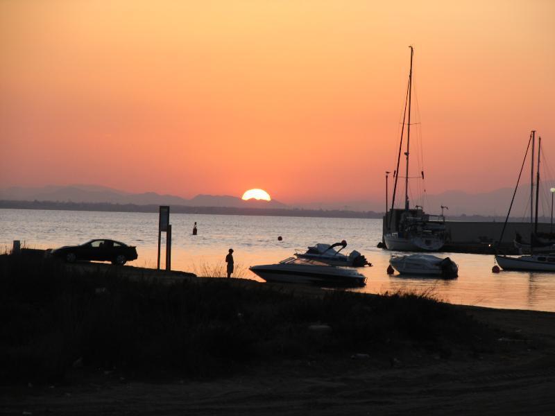 Apartamentos Tesy La Manga del Mar Menor Exteriör bild