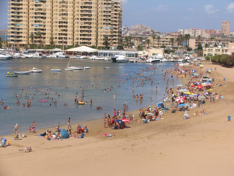 Apartamentos Tesy La Manga del Mar Menor Exteriör bild